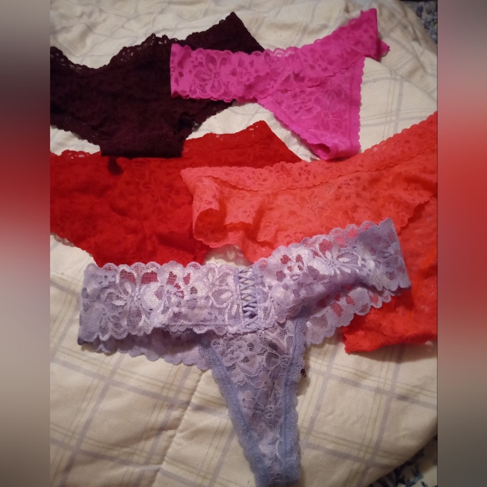 Vs panty bundle size medium nwt